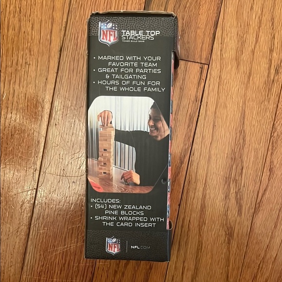 NFL Giants tabletop, stackers Jenga game - Red, Blue, White - Picture 3 of 5